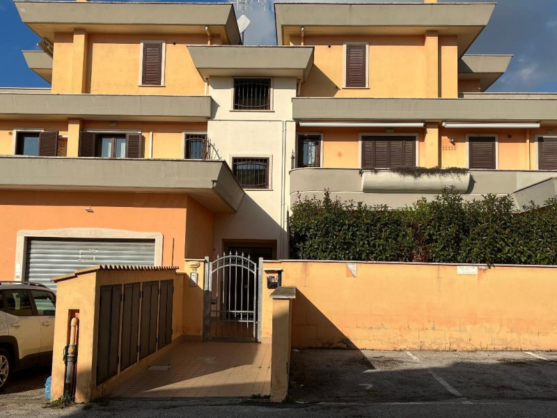 Tipologia Immobile: appartamento Provincia: roma Comune: ardea Località: nuova florida Indirizzo: Via della Moletta