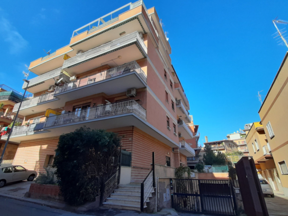 Tipologia Immobile: appartamento Provincia: roma Comune: roma Località: trullo Indirizzo: Via Castelnuovo di Garfagnana