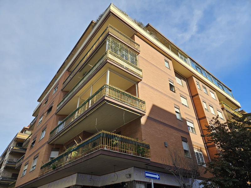 Tipologia Immobile: appartamento Provincia: roma Comune: roma Località: ostia centro Indirizzo: Via delle Gondole