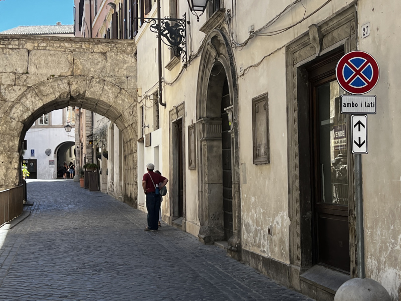 Tipologia Immobile: appartamento Provincia: perugia Comune: spoleto Località:  Indirizzo: Via Arco di Druso